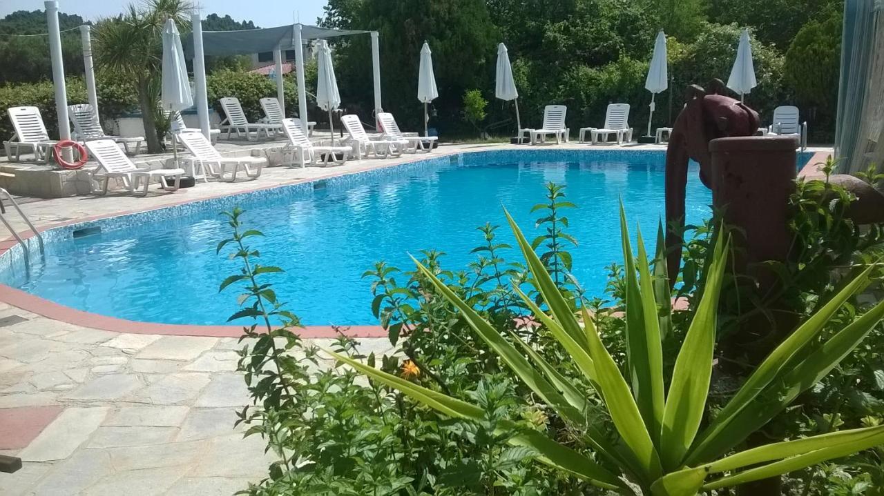 Aquarius Hotel فوركا المظهر الخارجي الصورة