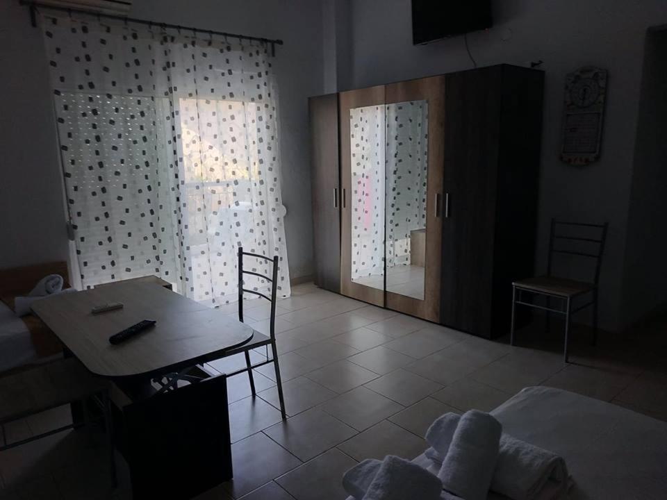 Aquarius Hotel فوركا المظهر الخارجي الصورة